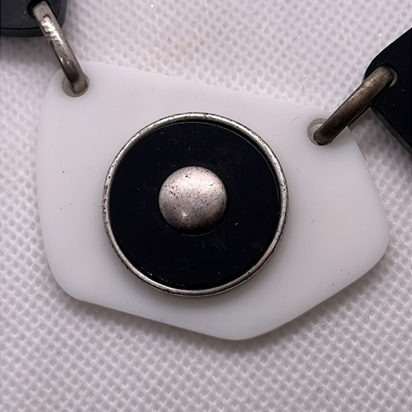 Bijou Terner Silver Black and White Geometric Statement Necklace Chunky Funky - Picture 4 of 11